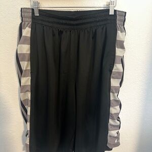 Nike Dri-Fit Mesh Basketball Gray and White Stripe size 2XL